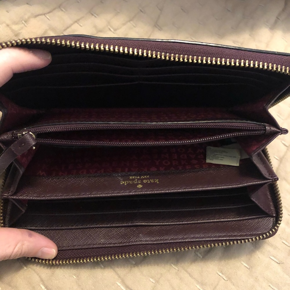 Kate Spade Wallet - Picture 4 of 4